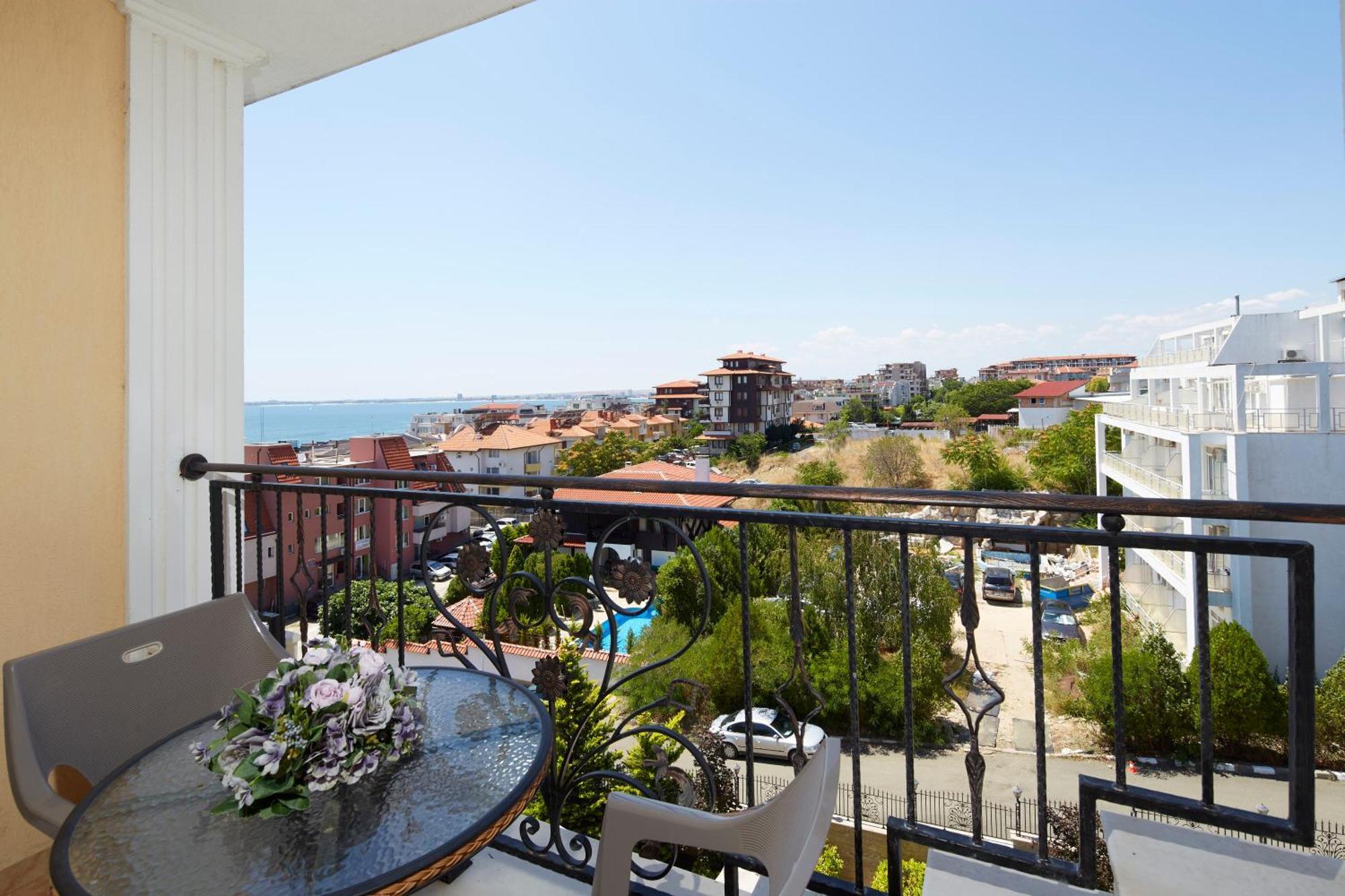 Villa Sardinia And Spa Sveti Vlas Exterior photo