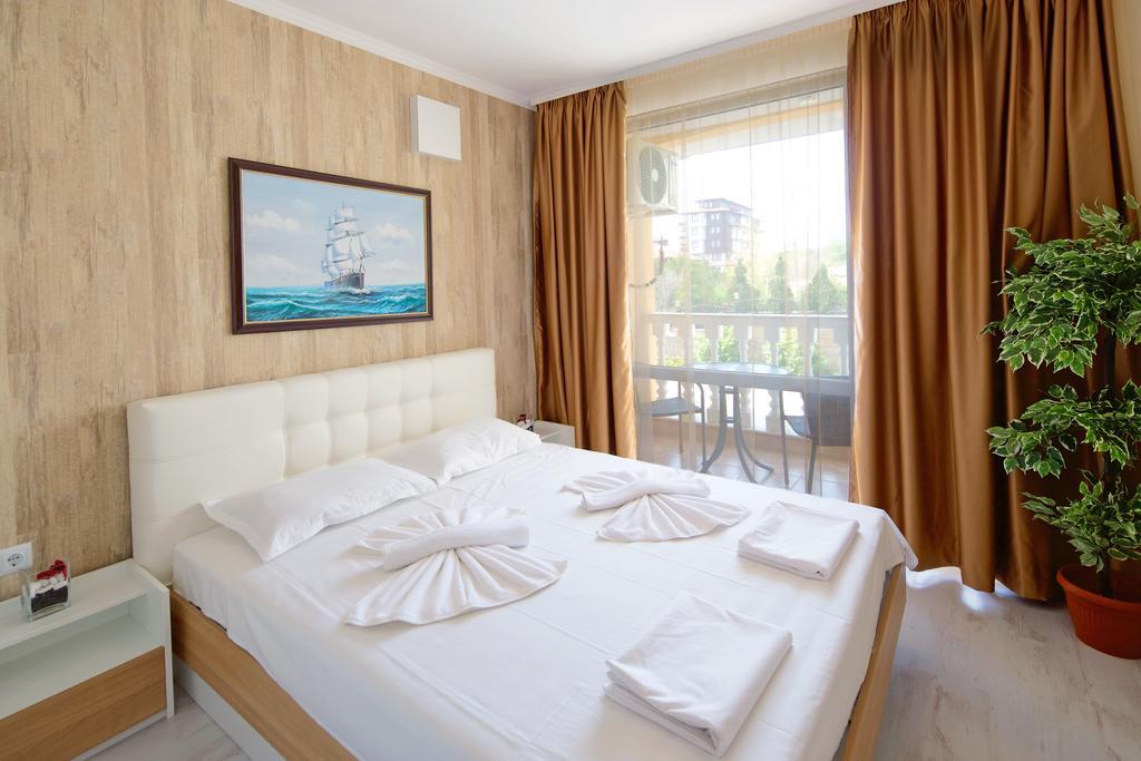 Villa Sardinia And Spa Sveti Vlas Exterior photo